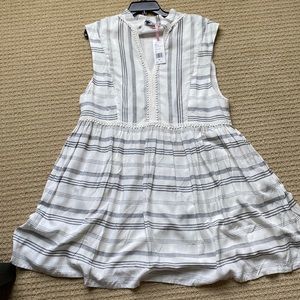 Vineyard vines dress
